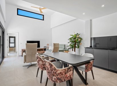3 Detached Villas · Herverkoop - Daya Nueva · Alicante · Spanje