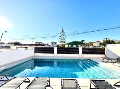 Villa · Herverkoop - Torrevieja · Los Balcones · Alicante · Spanje