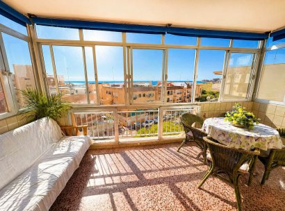 Appartement · Herverkoop - Torrevieja · La Mata · Alicante · Spanje