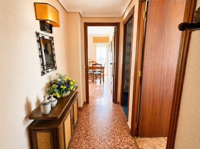Appartement · Herverkoop - Torrevieja · La Mata · Alicante · Spanje
