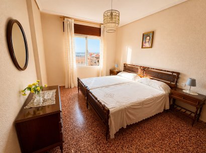 Appartement · Herverkoop - Torrevieja · La Mata · Alicante · Spanje