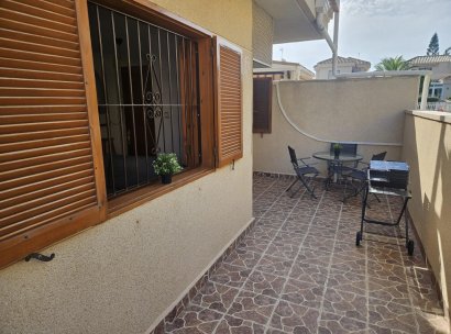 Appartement · Herverkoop - Orihuela Costa · Playa Flamenca · Alicante · Spanje