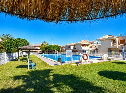 Appartement · Herverkoop - Orihuela Costa · Playa Flamenca · Alicante · Spanje