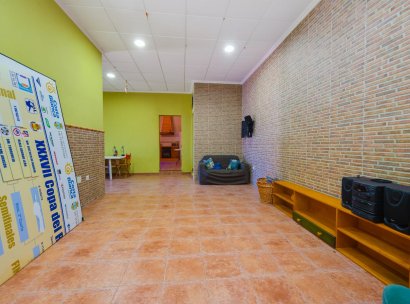 Villa · Herverkoop - San Miguel de Salinas · Alicante · Spanje