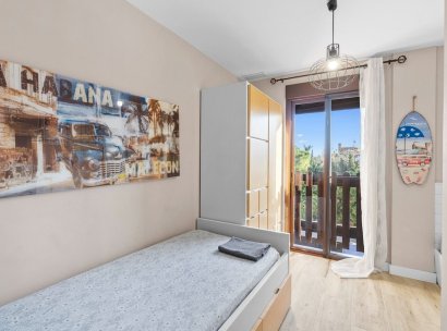 Villa · Herverkoop - Santa Pola · El Poble Llevanti · Alicante · Spanje
