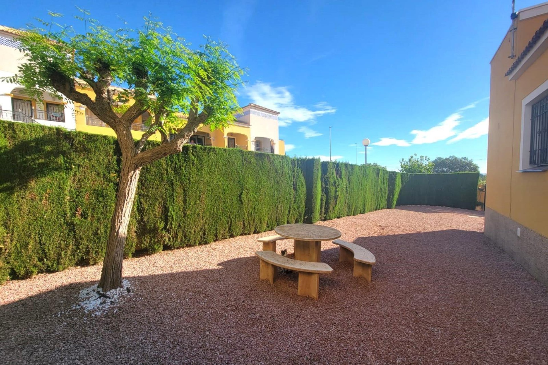 Resale - Townhouse - Los Montesinos