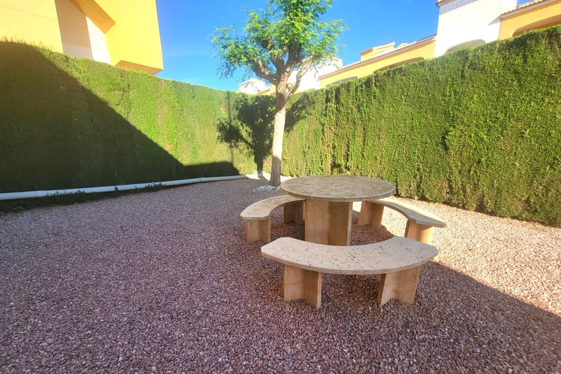 Resale - Townhouse - Los Montesinos