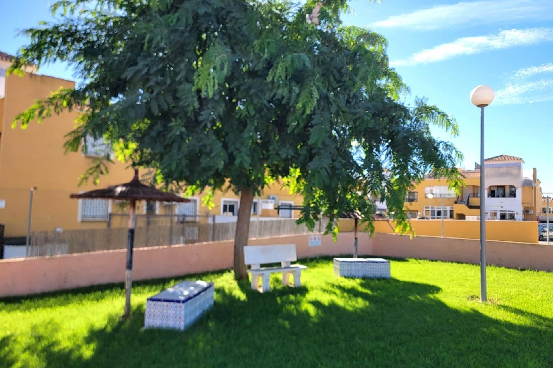 Resale - Townhouse - Los Montesinos