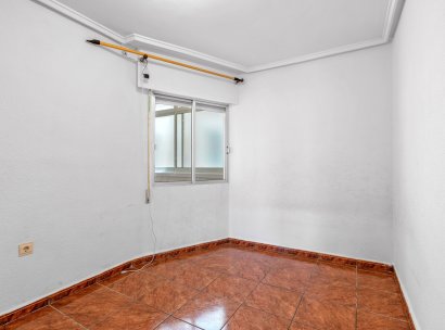 1. Appartement / flat · Herverkoop - Benijofar · Alicante · Spanje