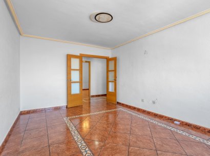 1. Appartement / flat · Herverkoop - Benijofar · Alicante · Spanje