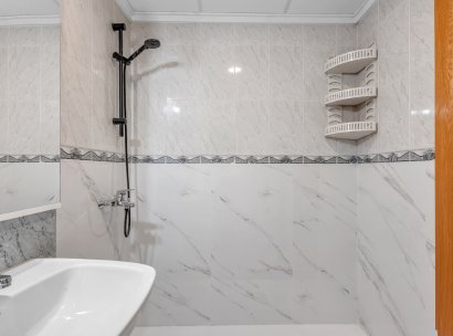 1. Appartement / flat · Herverkoop - Benijofar · Alicante · Spanje