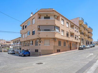 1. Appartement / flat · Herverkoop - Benijofar · Alicante · Spanje