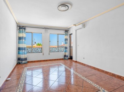 1. Appartement / flat · Herverkoop - Benijofar · Alicante · Spanje
