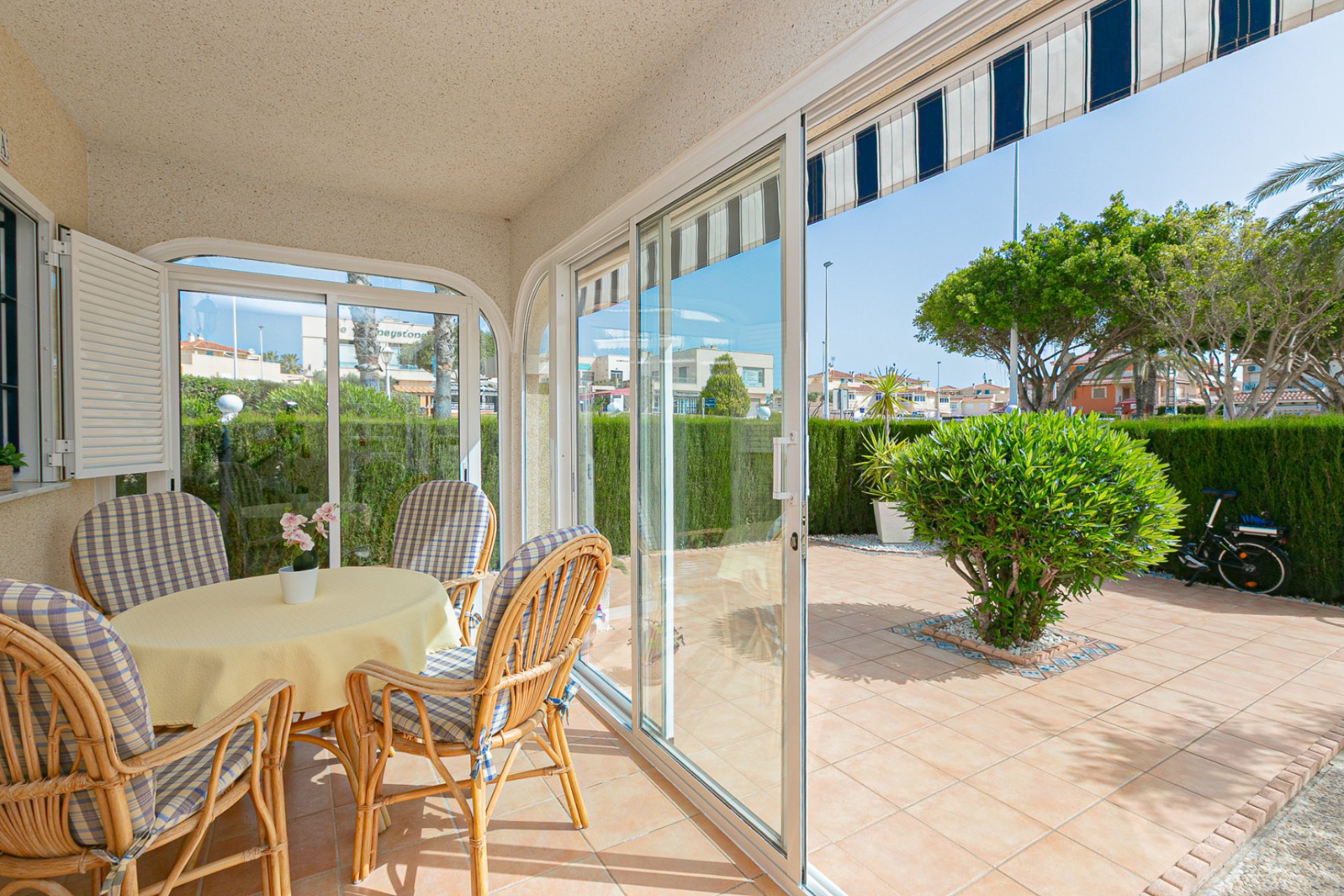 Herverkoop - Quad house - Playa Flamenca