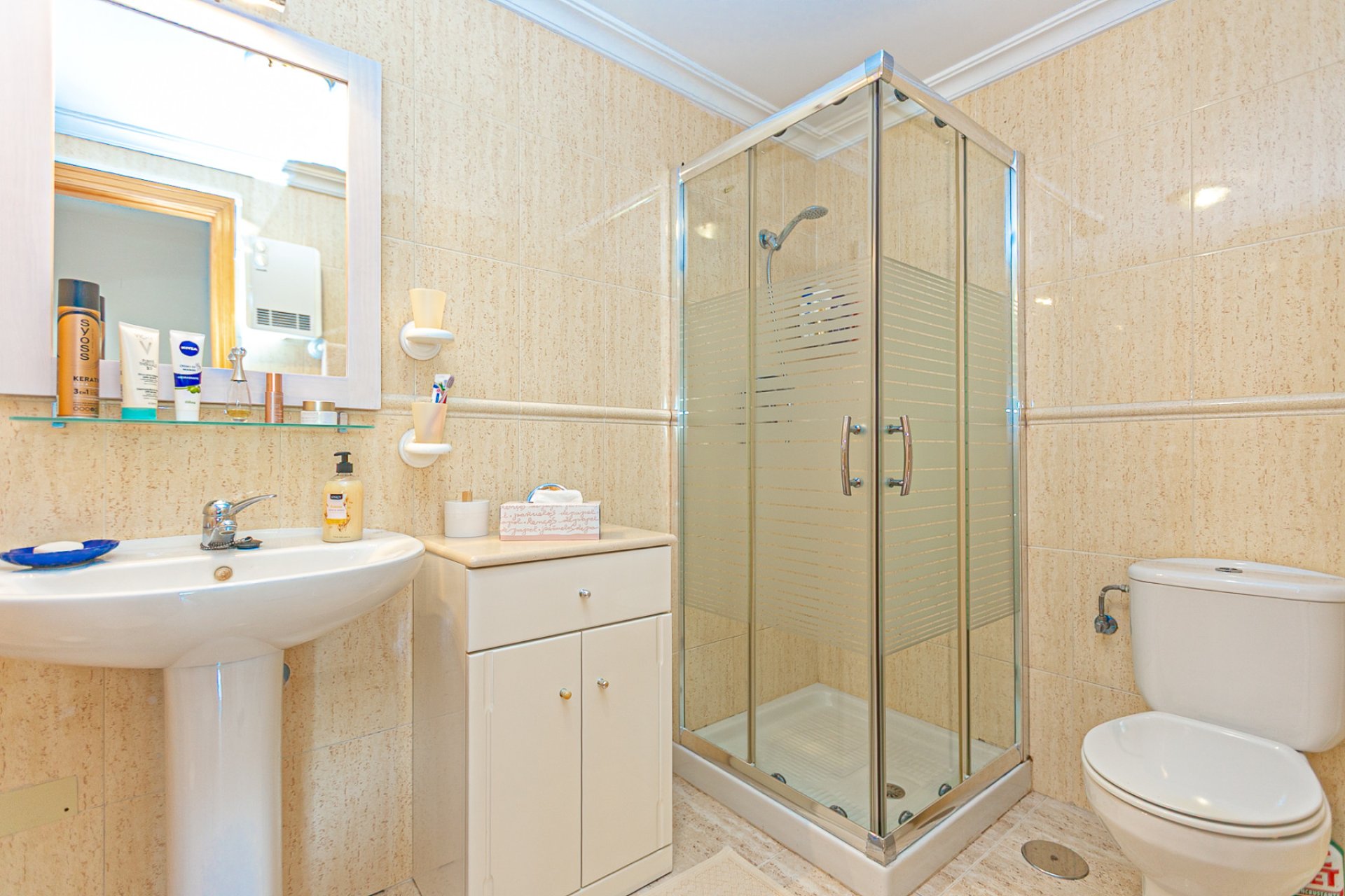 Herverkoop - Quad house - Playa Flamenca
