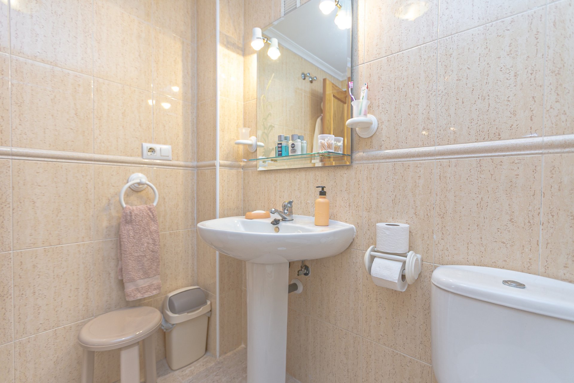 Herverkoop - Quad house - Playa Flamenca