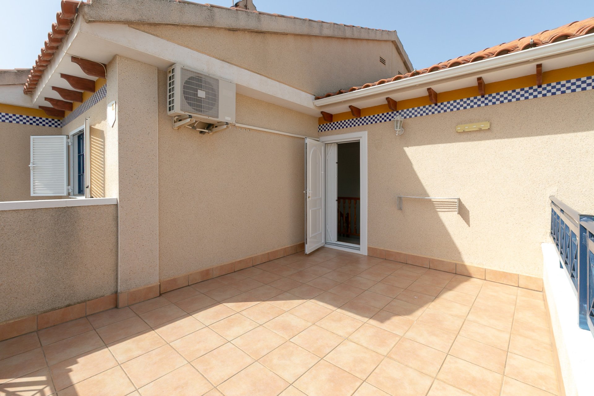 Herverkoop - Quad house - Playa Flamenca