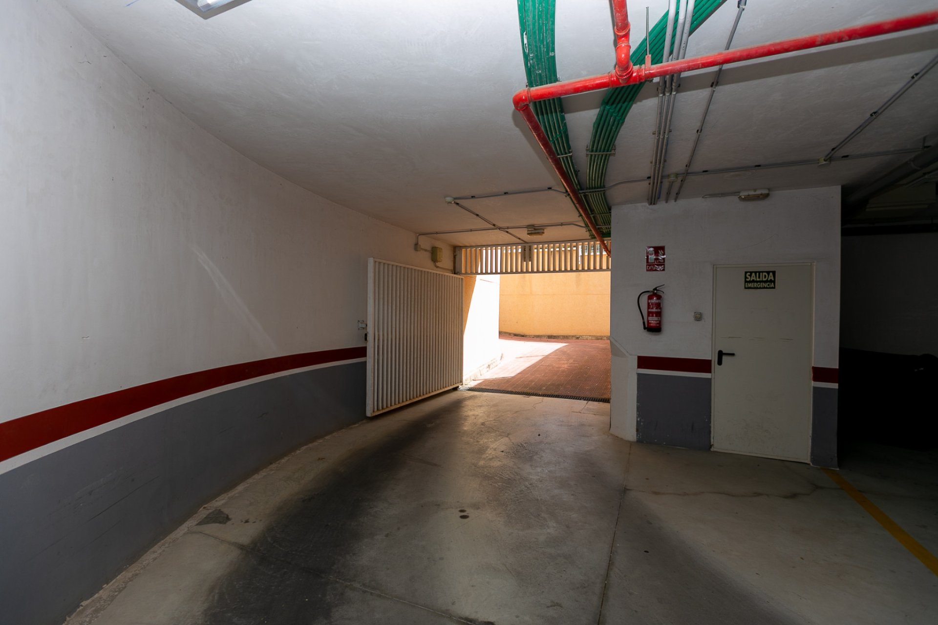 Herverkoop - Quad house - Playa Flamenca