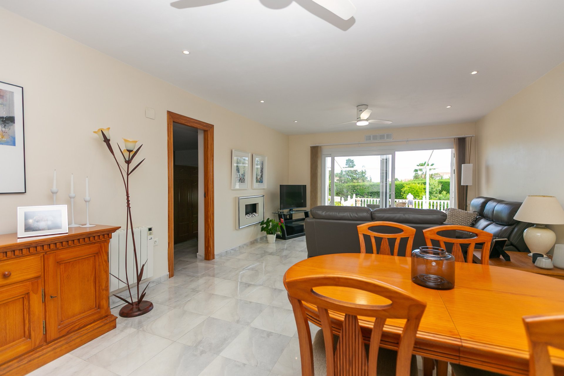 Reventa - Semi - Detached Villa - Torrevieja - Costa Blanca Sur