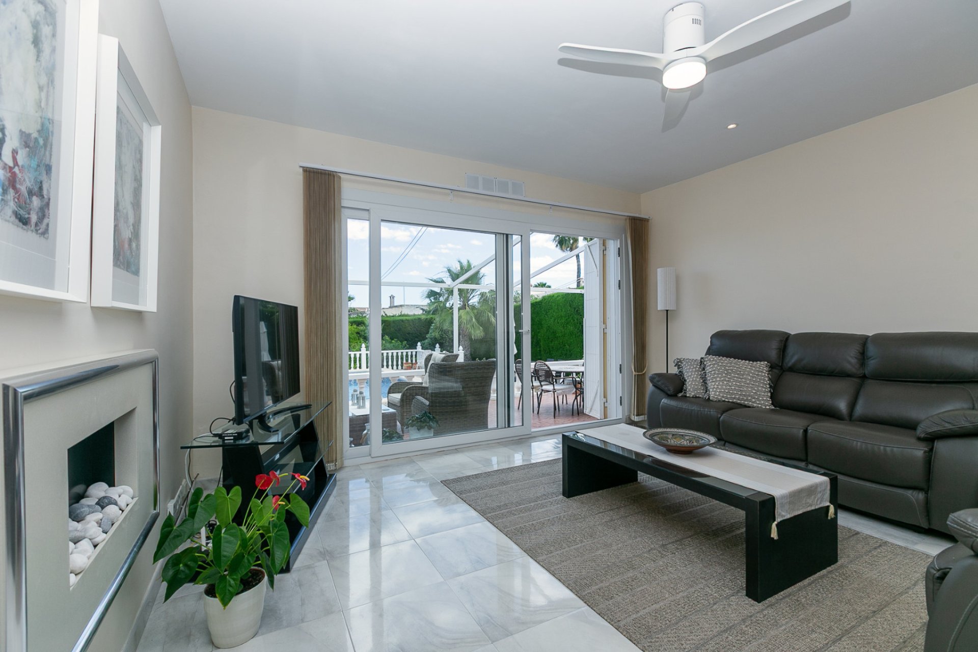 Reventa - Semi - Detached Villa - Torrevieja - Costa Blanca Sur