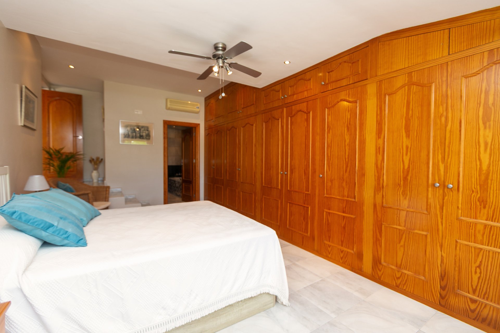 Reventa - Semi - Detached Villa - Torrevieja - Costa Blanca Sur
