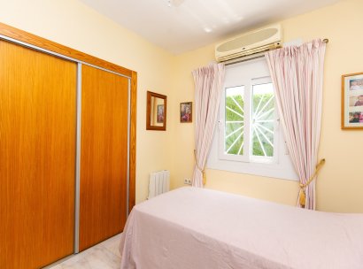Semi - Detached Villa · Herverkoop - Torrevieja · Los Balcones · Alicante · Spanje