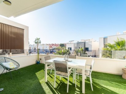 Bungalow · Herverkoop - Orihuela Costa · Villamartín · Alicante · Spanje