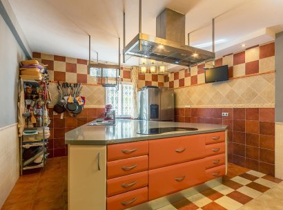 Villa · Herverkoop - San Vicente del Raspeig · Alicante · Spanje