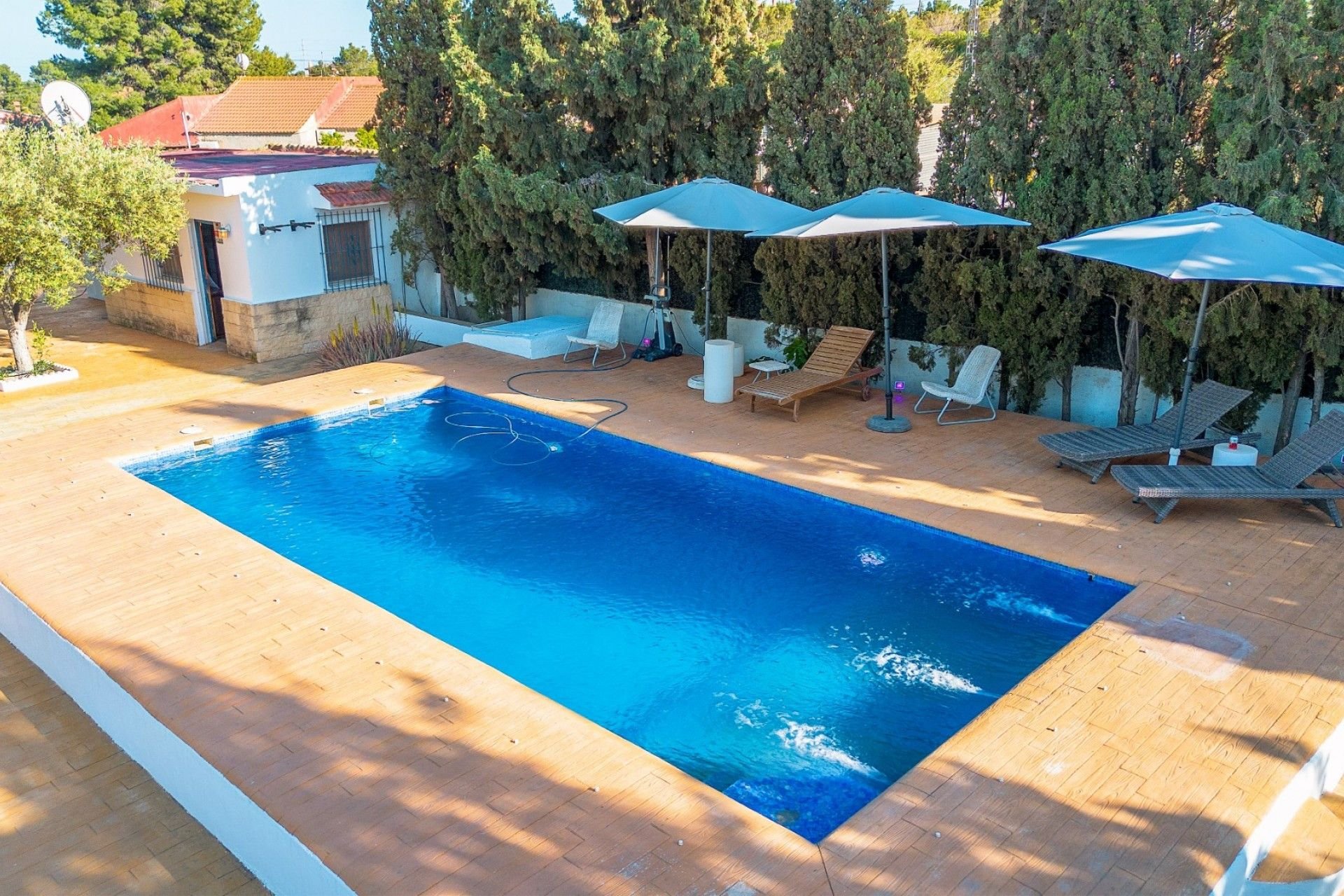 Herverkoop - Villa - San Vicente del Raspeig