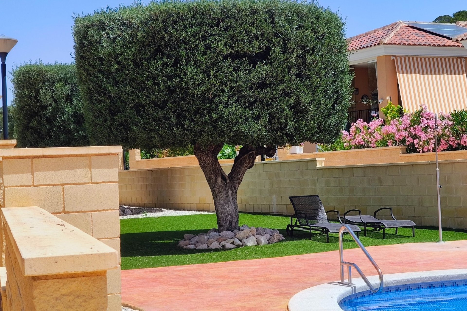 Reventa - Villa / Detached - La Romana