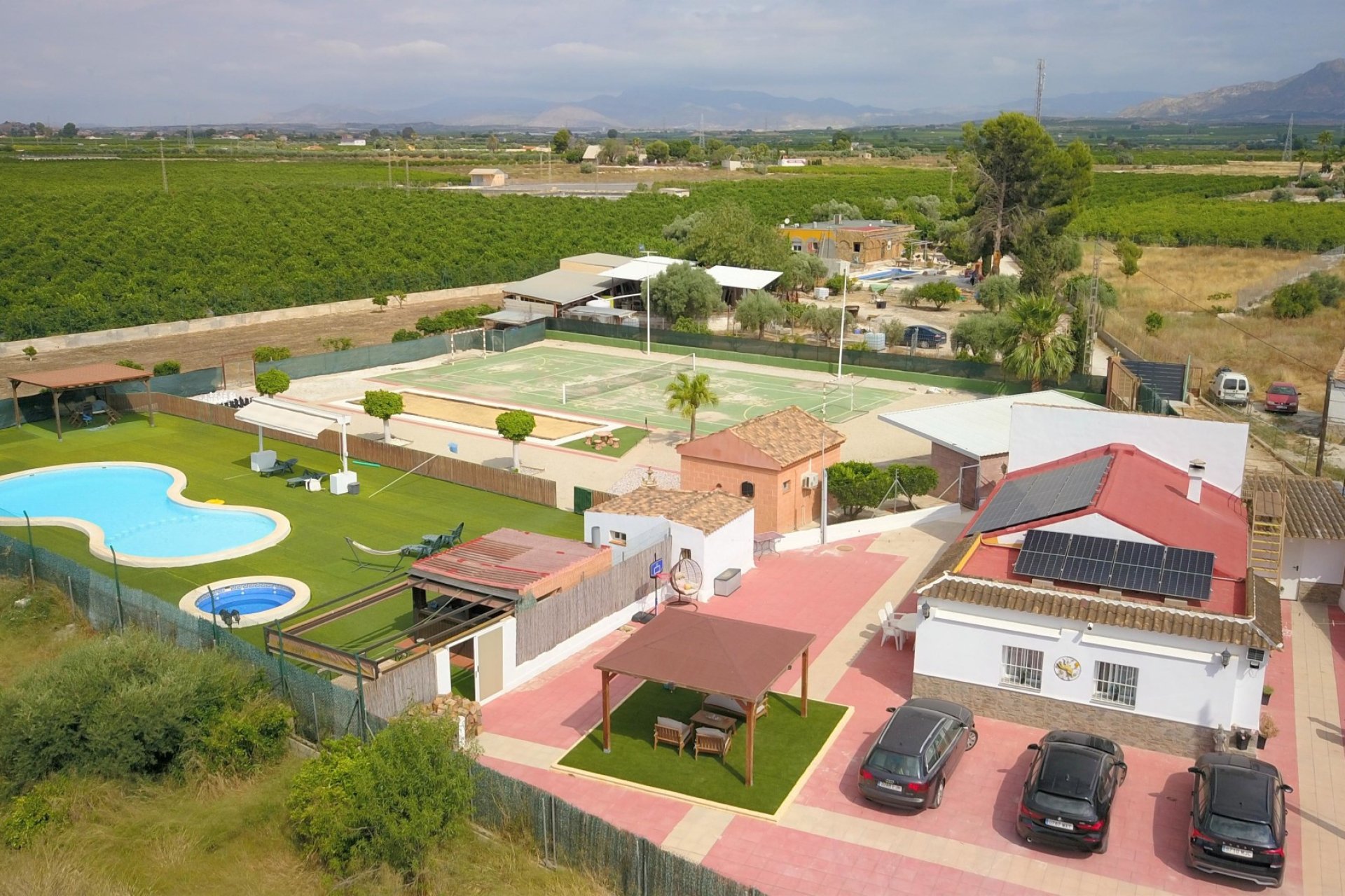 Herverkoop - Country Property - Benferri