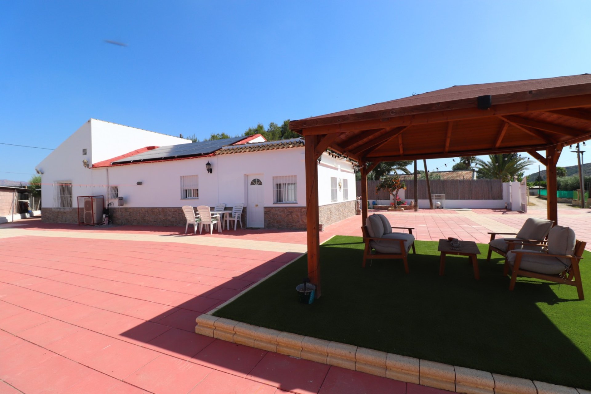 Herverkoop - Country Property - Benferri