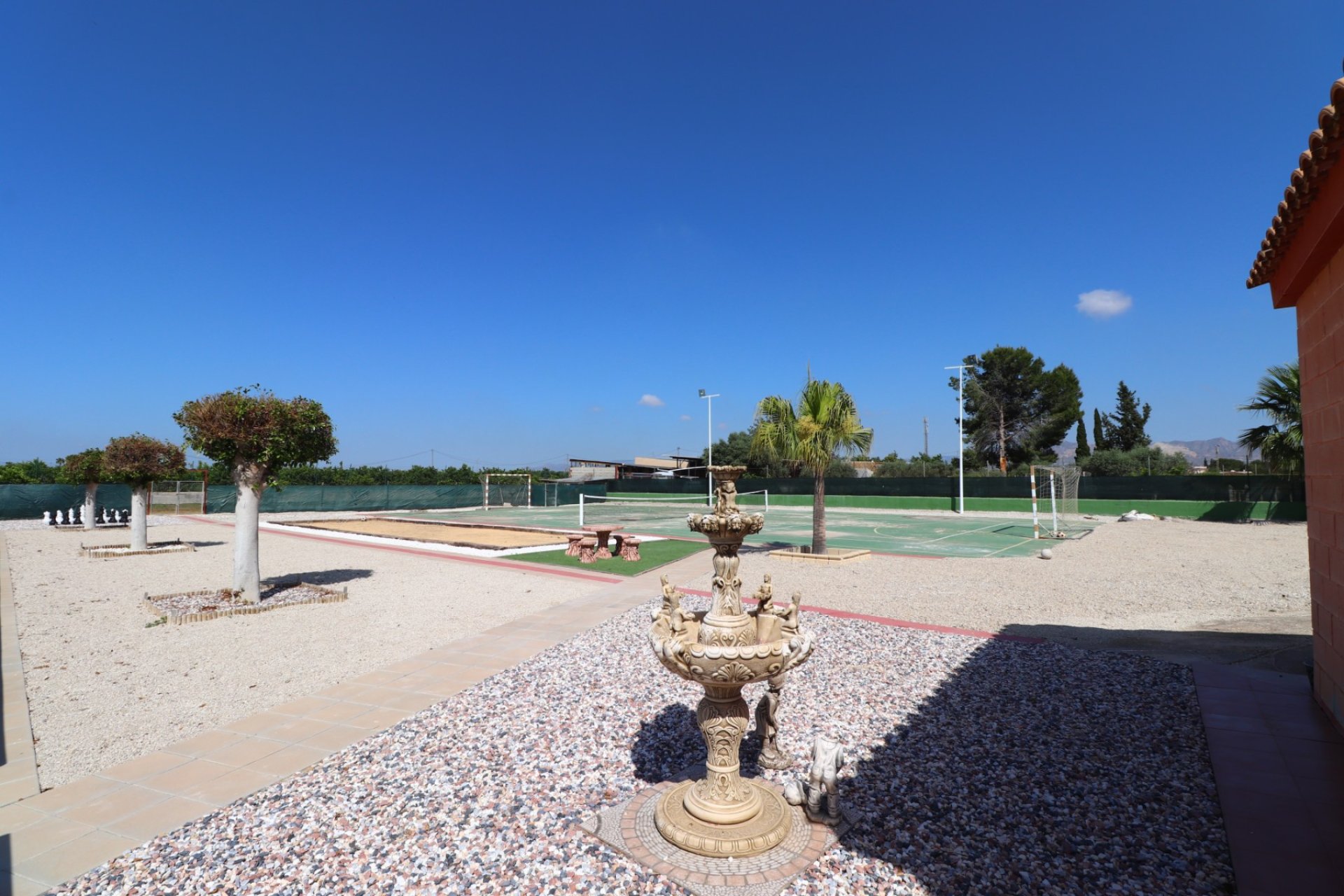 Herverkoop - Country Property - Benferri