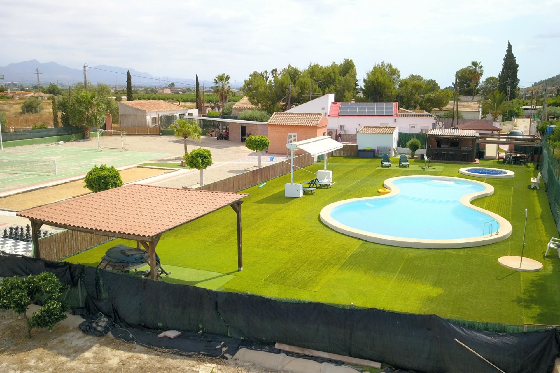 Herverkoop - Country Property - Benferri