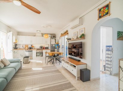 Villa · Herverkoop - Orihuela Costa · Punta Prima · Alicante · Spanje