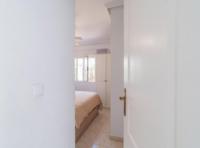 Villa · Herverkoop - Orihuela Costa · Punta Prima · Alicante · Spanje