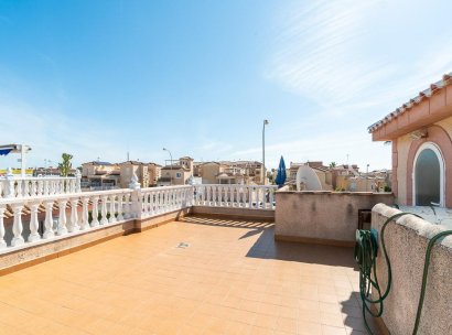 Villa · Herverkoop - Orihuela Costa · Punta Prima · Alicante · Spanje