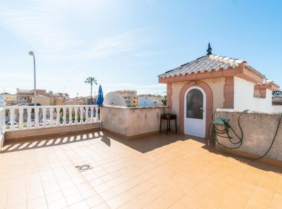 Villa · Herverkoop - Orihuela Costa · Punta Prima · Alicante · Spanje