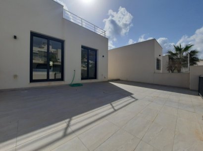 Villa · Herverkoop - San Miguel de Salinas · Alicante · Spanje