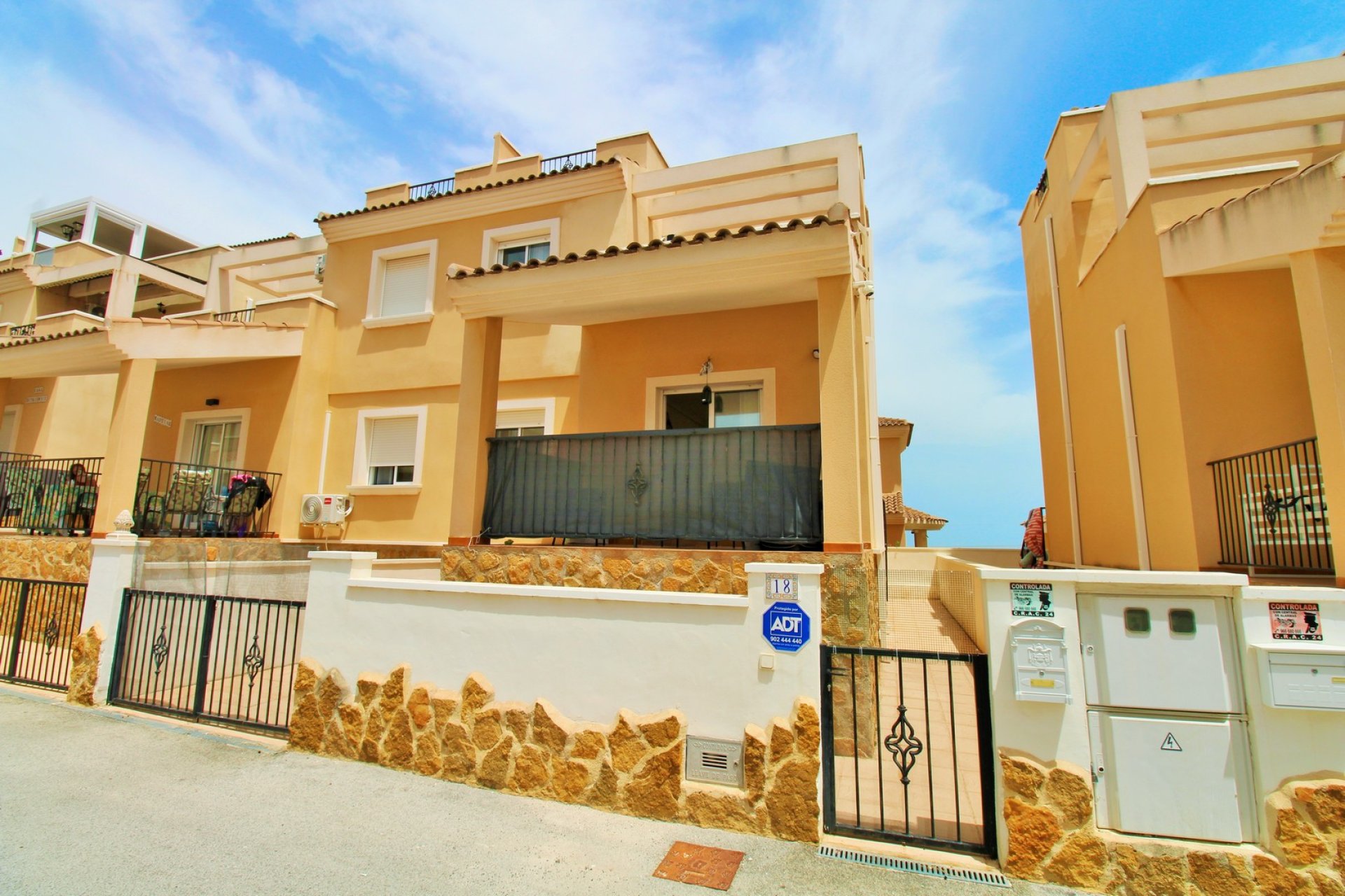 Reventa - Adosado - San Miguel de Salinas