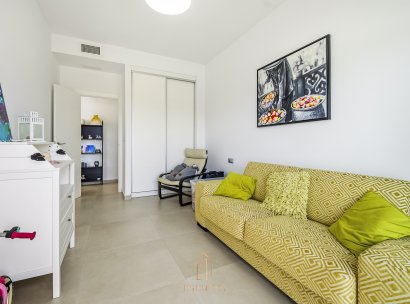 Villa · Herverkoop - Daya Vieja · Alicante · Spanje