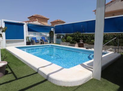Vrijstaande villa · Herverkoop - Algorfa · Montebello · Alicante · Spanje