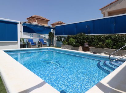 Vrijstaande villa · Herverkoop - Algorfa · Montebello · Alicante · Spanje
