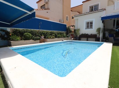 Vrijstaande villa · Herverkoop - Algorfa · Montebello · Alicante · Spanje