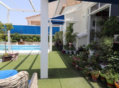 Vrijstaande villa · Herverkoop - Algorfa · Montebello · Alicante · Spanje