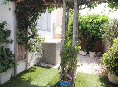 Vrijstaande villa · Herverkoop - Algorfa · Montebello · Alicante · Spanje
