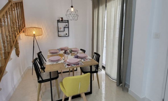 Herverkoop - 2. Town house / tussenwoning - San Miguel de Salinas - Costa Blanca Zuid