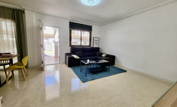 Herverkoop - 2. Town house / tussenwoning - San Miguel de Salinas - Costa Blanca Zuid