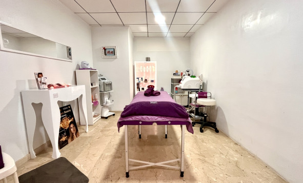 Herverkoop - Commercieel vastgoed - Villamartin - Costa Blanca Zuid