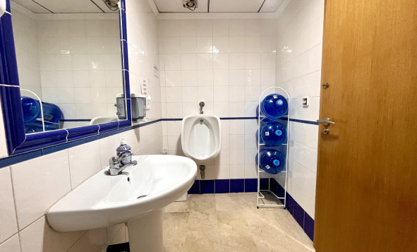 Herverkoop - Commercieel vastgoed - Villamartin - Costa Blanca Zuid